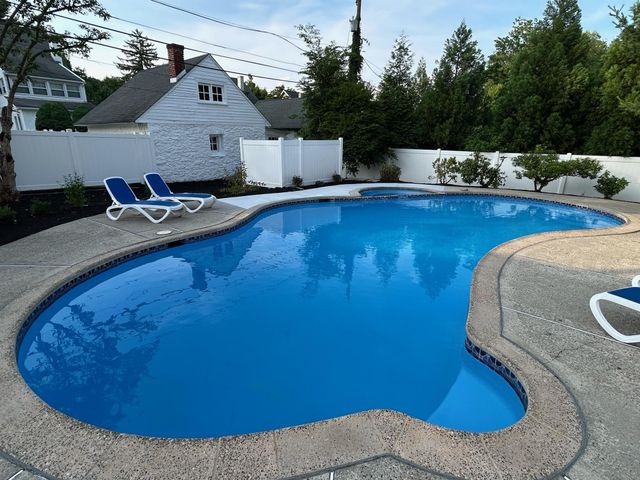 723 S LATCHES LN, Merion Station, PA 19066
