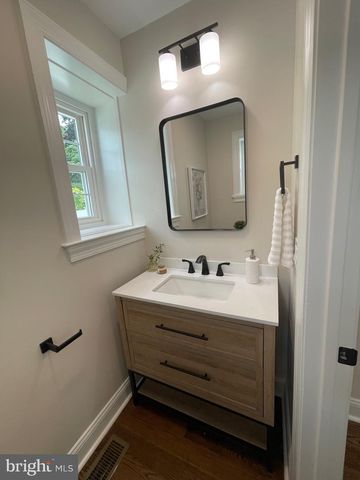 723 S LATCHES LN, Merion Station, PA 19066