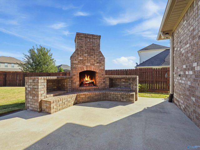 13434 Covington Drive, Athens, AL 35613