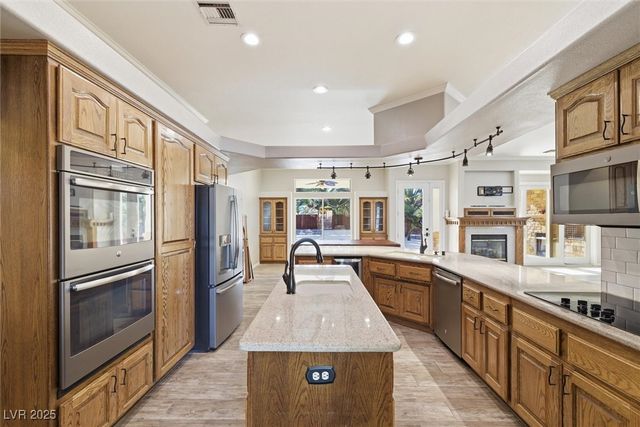 61 East Calvada Boulevard, Pahrump, NV 89048