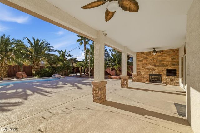 61 East Calvada Boulevard, Pahrump, NV 89048