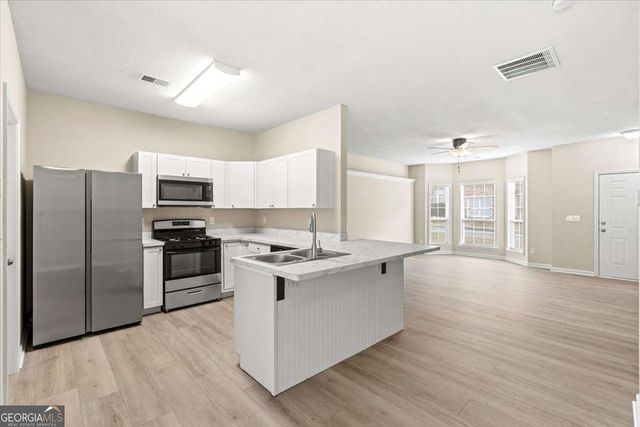 4901 Robinson Square Drive NW, Acworth, GA 30101