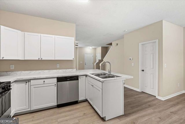 4901 Robinson Square Drive NW, Acworth, GA 30101