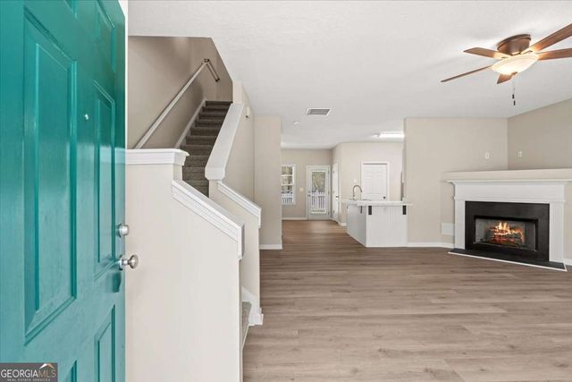 4901 Robinson Square Drive NW, Acworth, GA 30101