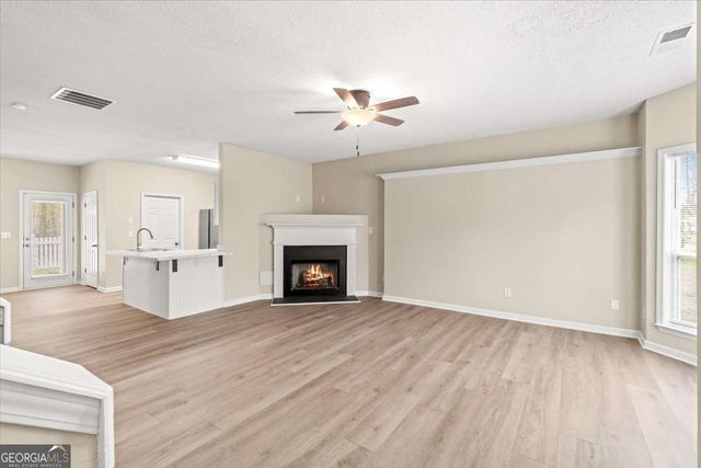 4901 Robinson Square Drive NW, Acworth, GA 30101