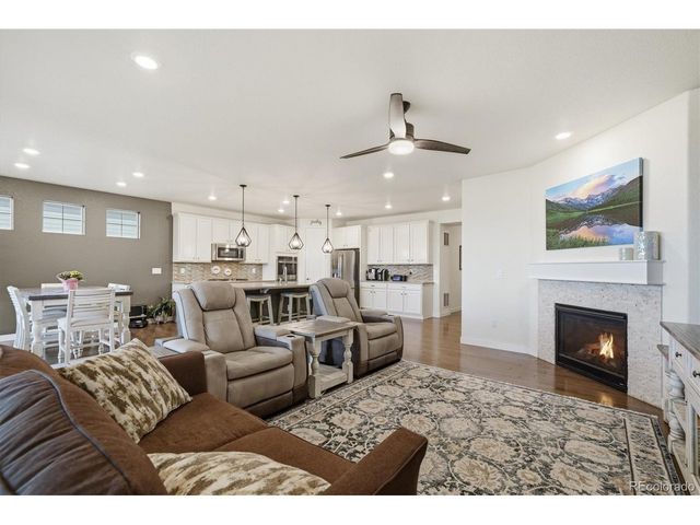 8105 S Vandriver Way, Aurora, CO 80016