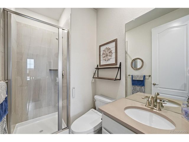 8105 S Vandriver Way, Aurora, CO 80016