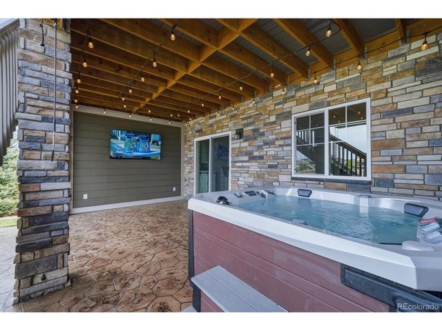 8105 S Vandriver Way, Aurora, CO 80016