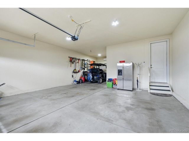 8105 S Vandriver Way, Aurora, CO 80016