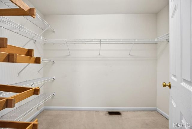 915 Waterford Villas Court 56, Lake St Louis, MO 63367