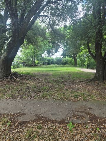 3507 Briscoe Street, Greenville, TX 75401