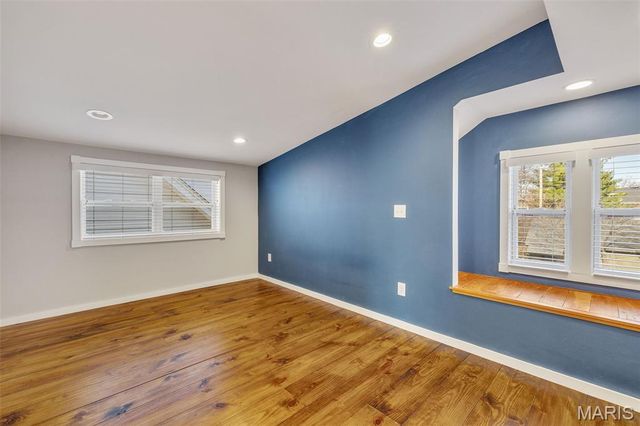 6717 Bradley Avenue, St Louis, MO 63139