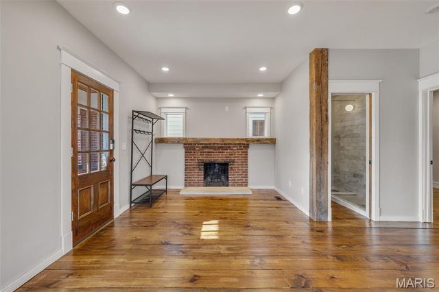 6717 Bradley Avenue, St Louis, MO 63139