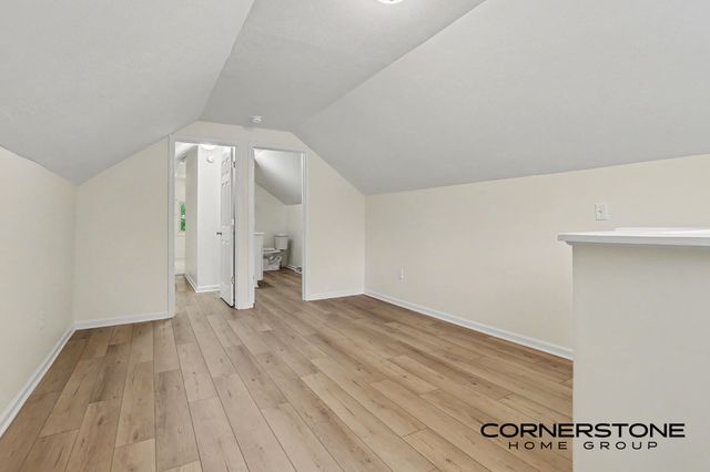 74 N Park Street Ne, Cedar Springs City, MI 49319