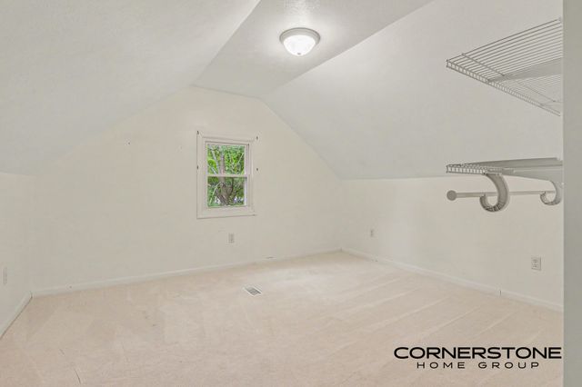74 N Park Street Ne, Cedar Springs City, MI 49319
