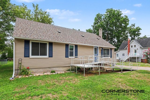 74 N Park Street Ne, Cedar Springs City, MI 49319