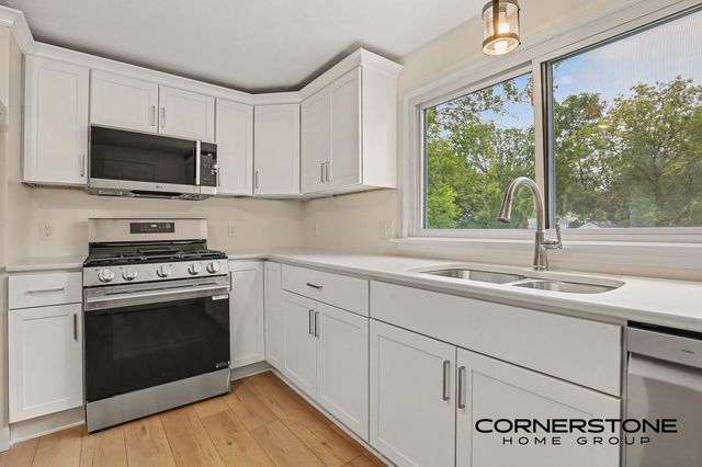 74 N Park Street Ne, Cedar Springs City, MI 49319