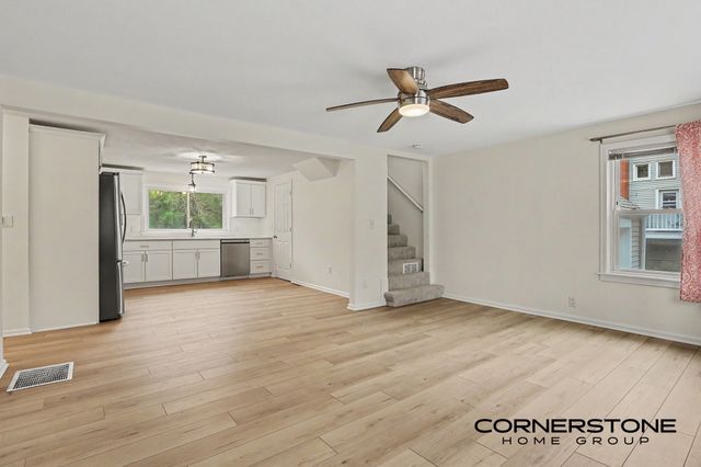 74 N Park Street Ne, Cedar Springs City, MI 49319