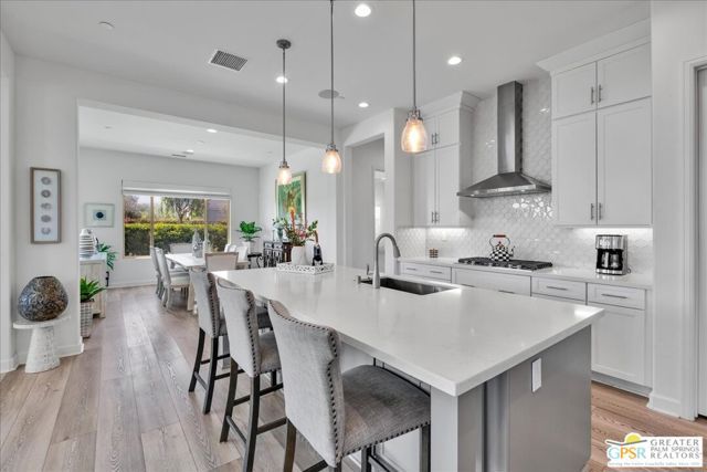 31 Chardonnay, Rancho Mirage, CA 92270