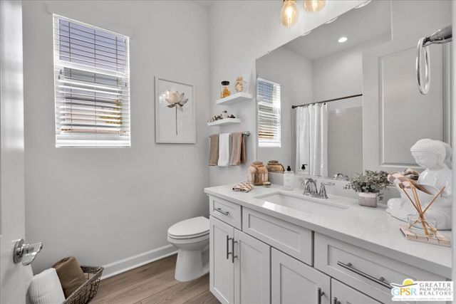 31 Chardonnay, Rancho Mirage, CA 92270