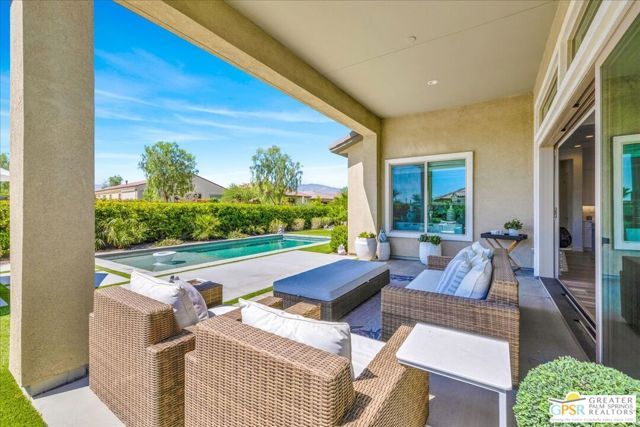 31 Chardonnay, Rancho Mirage, CA 92270