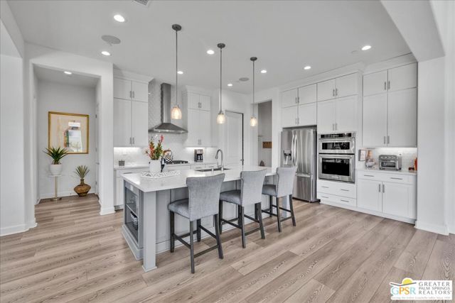 31 Chardonnay, Rancho Mirage, CA 92270