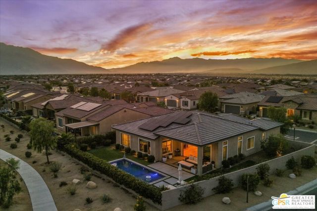 31 Chardonnay, Rancho Mirage, CA 92270