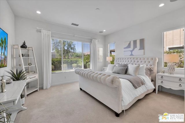 31 Chardonnay, Rancho Mirage, CA 92270