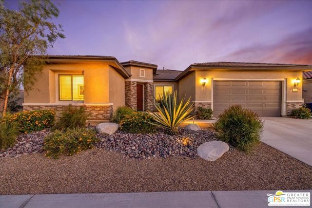 31 Chardonnay, Rancho Mirage, CA 92270