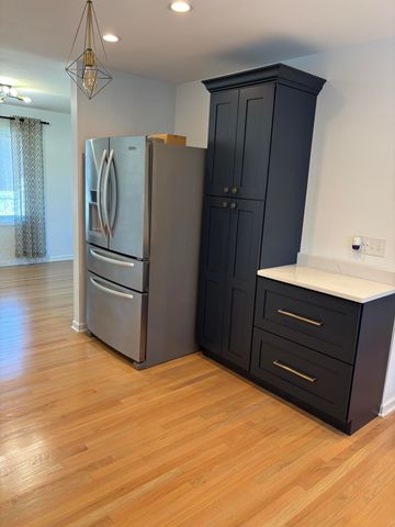 8108 Madison Avenue, Munster, IN 46321