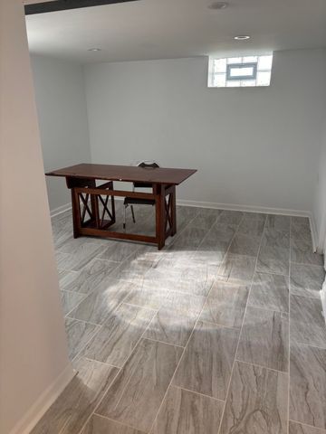 8108 Madison Avenue, Munster, IN 46321