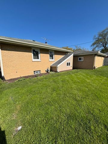 8108 Madison Avenue, Munster, IN 46321