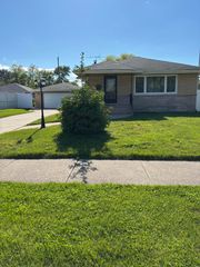 8108 Madison Avenue, Munster, IN 46321
