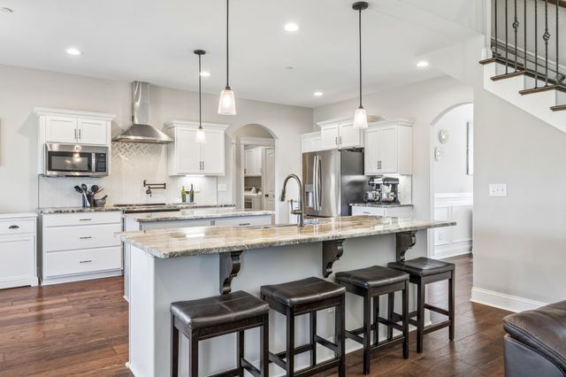 8325 Turnbull Dr, Pleasant View, TN 37146