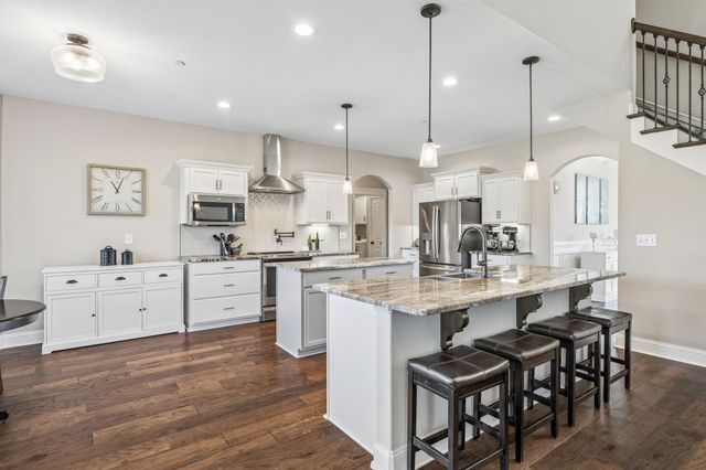 8325 Turnbull Dr, Pleasant View, TN 37146