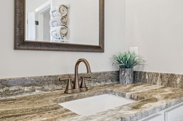 8325 Turnbull Dr, Pleasant View, TN 37146