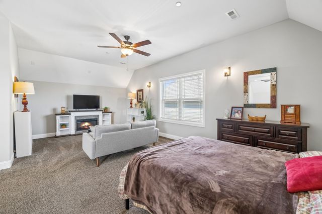 8325 Turnbull Dr, Pleasant View, TN 37146