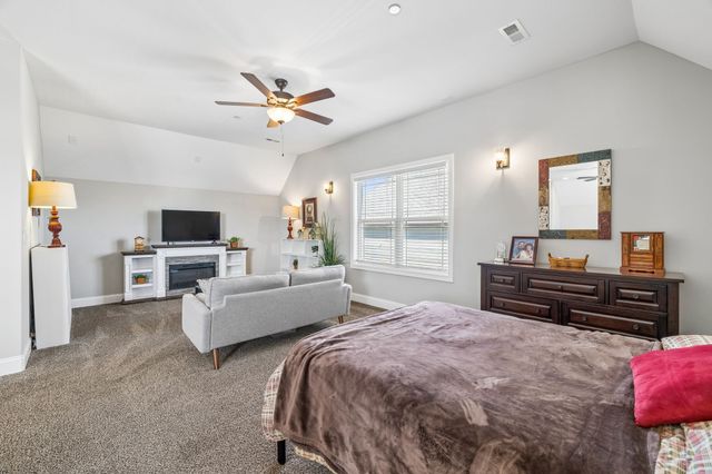 8325 Turnbull Dr, Pleasant View, TN 37146