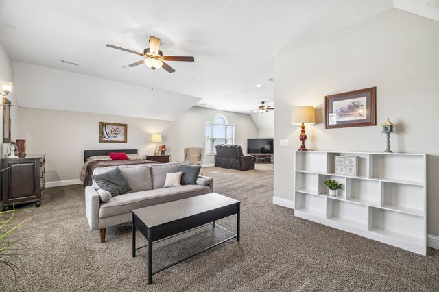 8325 Turnbull Dr, Pleasant View, TN 37146