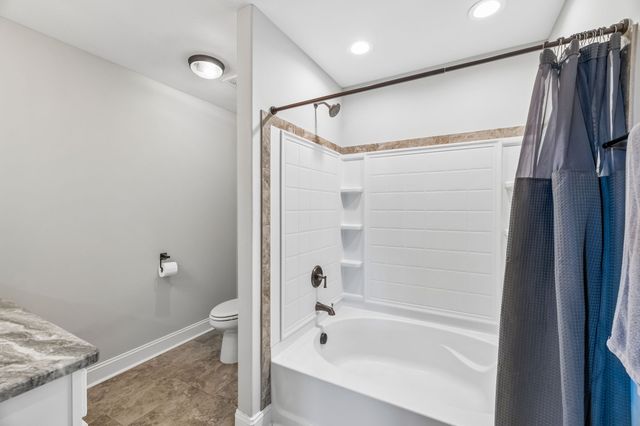 8325 Turnbull Dr, Pleasant View, TN 37146