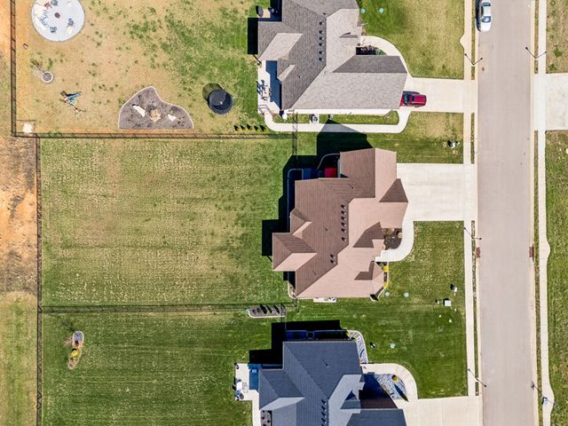 8325 Turnbull Dr, Pleasant View, TN 37146