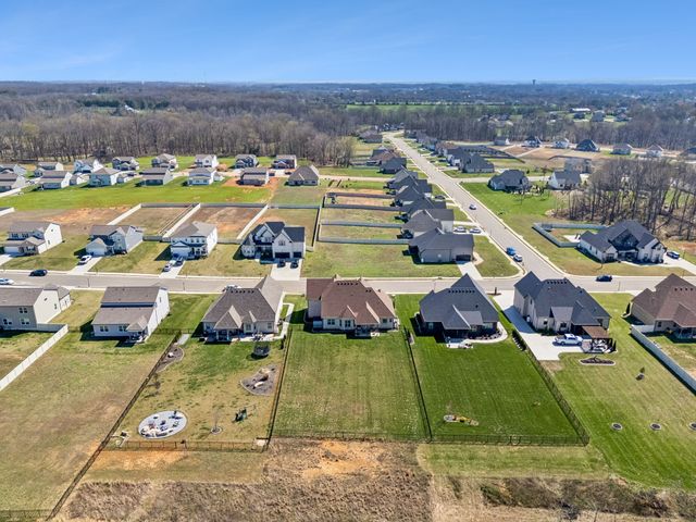 8325 Turnbull Dr, Pleasant View, TN 37146