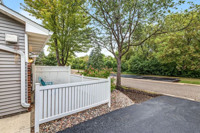 8399 Kimball Drive, Eden Prairie, MN 55347