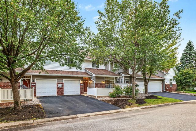 8399 Kimball Drive, Eden Prairie, MN 55347