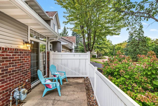 8399 Kimball Drive, Eden Prairie, MN 55347