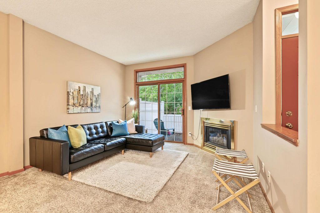8399 Kimball Drive, Eden Prairie, MN 55347