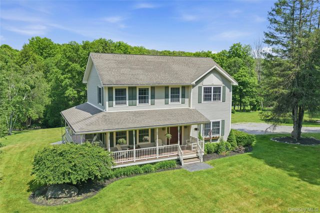 226 Cart Road C, Dover Plains, NY 12522