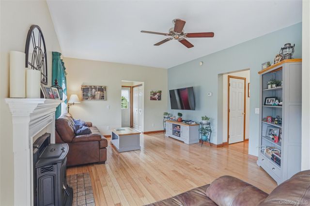 226 Cart Road C, Dover Plains, NY 12522