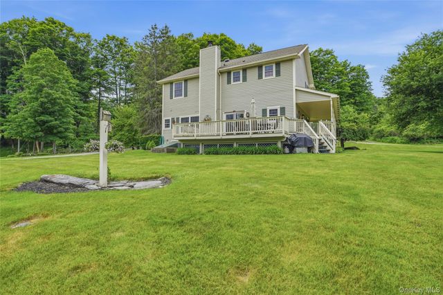 226 Cart Road C, Dover Plains, NY 12522
