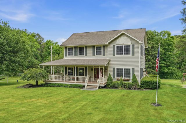 226 Cart Road C, Dover Plains, NY 12522